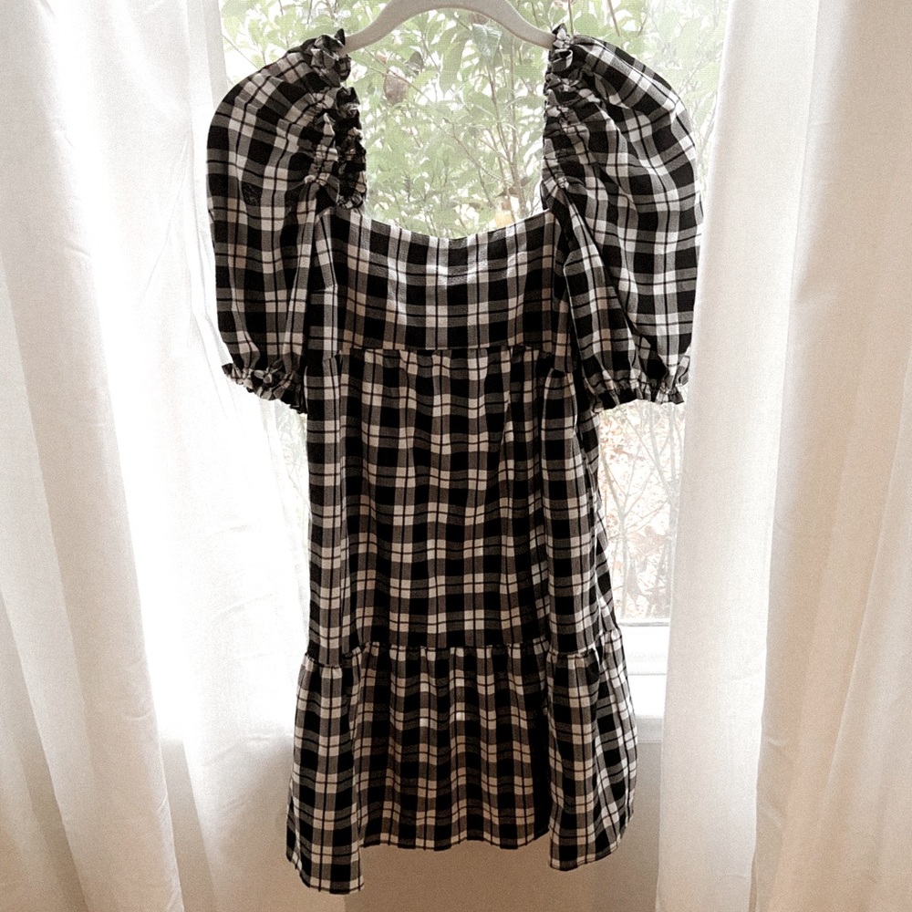 Super cute checkered dress H&M